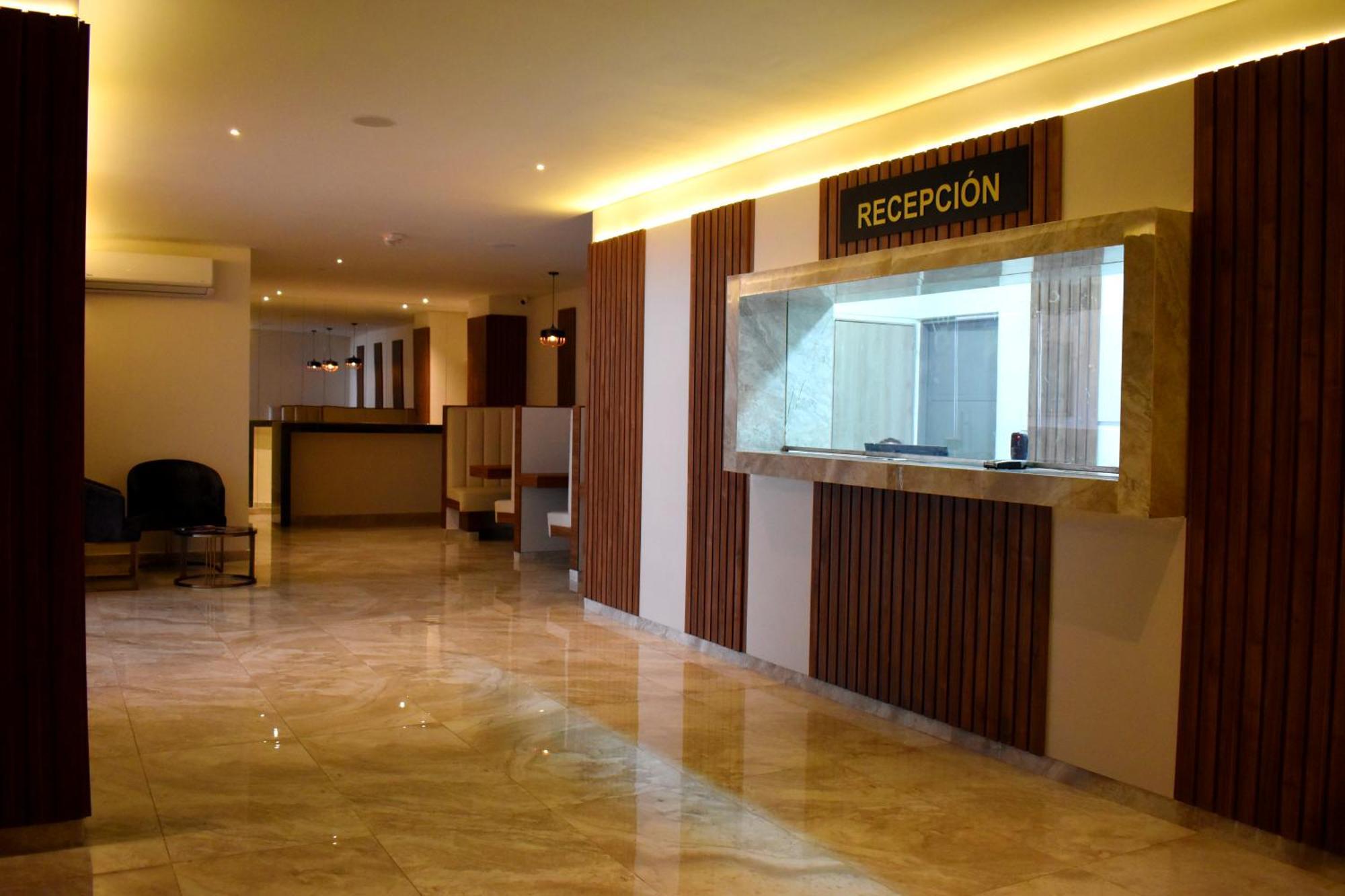 Hotel Byhours Circunvalar - Adults Only Barranquilla  Bagian luar foto